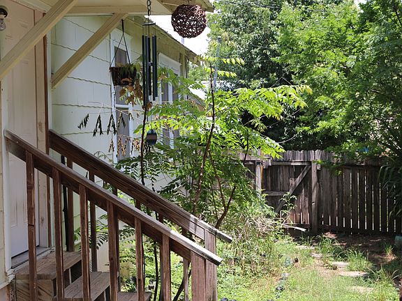 5th image of 515 E Live Oak St #B