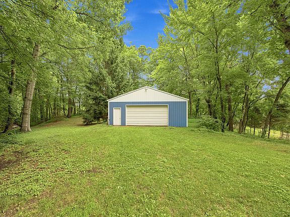 3rd image of 21943 Martin Lake Rd NE