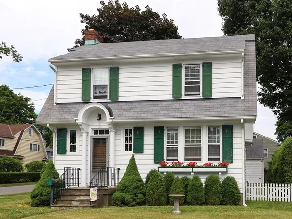 20 Spencer St, Mount Kisco, NY 10549