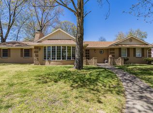 2630 Deerfield Dr, Evansville, IN