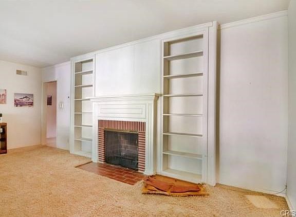 3rd image of 6029 Oakdale Ave