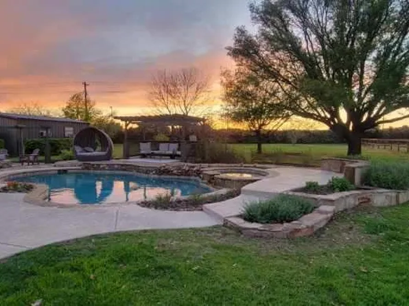 10694 Rose Garden Ct, McKinney, TX 75072