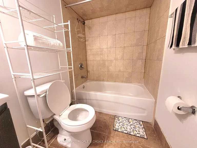 40 Palm Tree Rd #BASMT — Photo 11