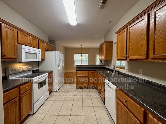 5th image of 7317 Bushnell Ln