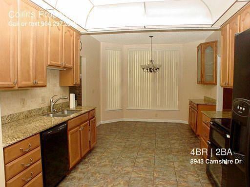 3rd image of 8943 Camshire Dr