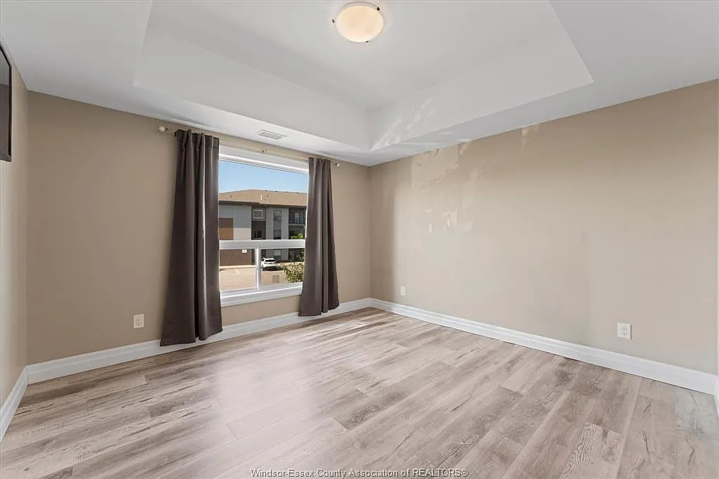 1 bed, 1.5 bath, 895 sqft, $1,950 — Photo 4