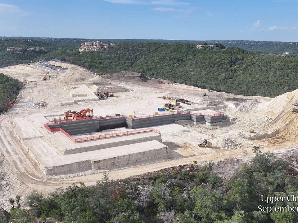 1st image of Lakefront Dr #2