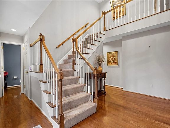 5th image of 407 Forest Highlands Dr