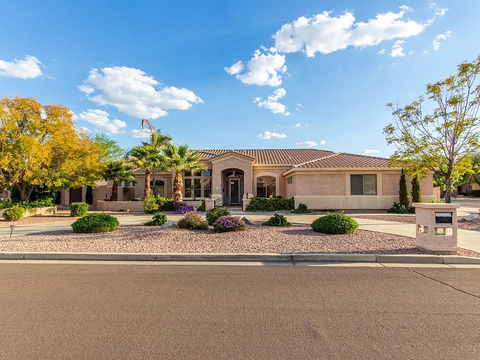 1st image of 8223 W Planada Ln