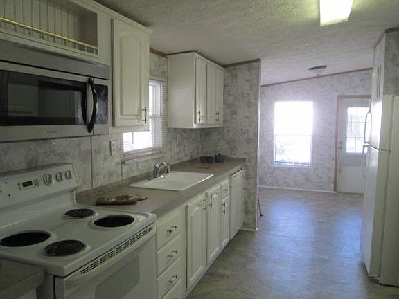 5th image of 1103 Mohican Trl
