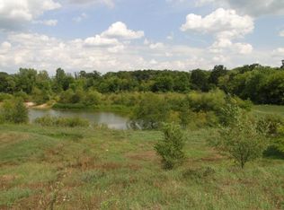627 Mohr Cir, Waterford, WI 53185