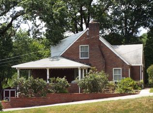 261 Hemlock Dr, Butler, PA 16001