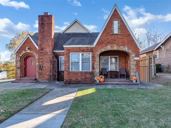 2238 E 17th Pl, Tulsa, OK 74104