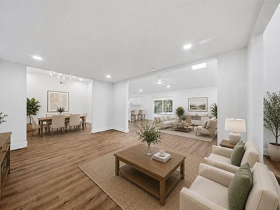 4th image of 2104 DOEFIELD COURT