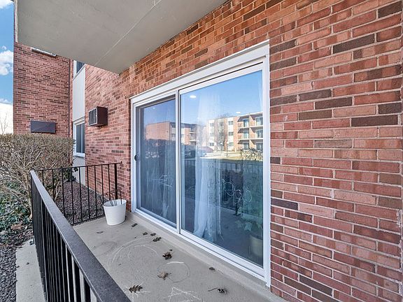 3rd image of 4112 W 98th St #102