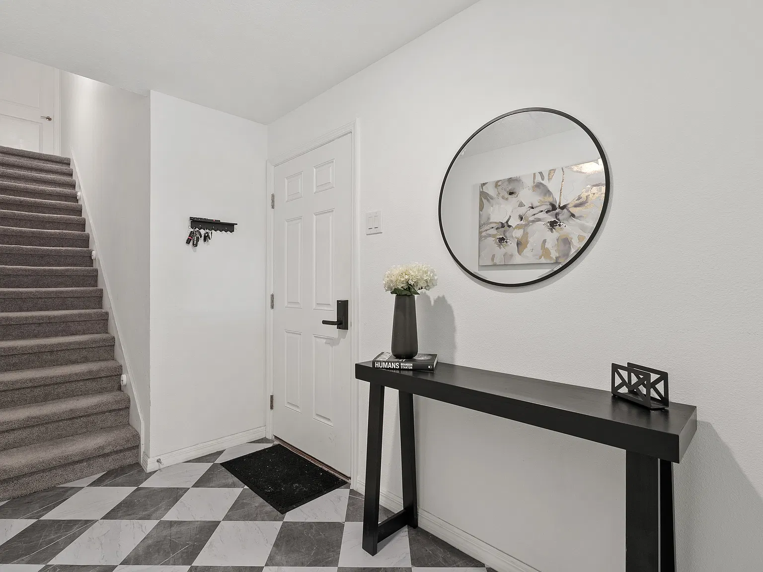 4 bed, 1912 sqft, $3,250 — Photo 4