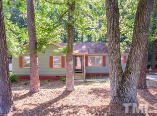 207 Artesian Dr, Garner, NC 27529