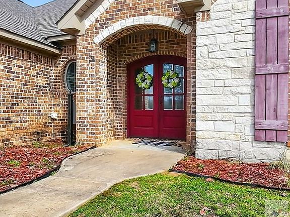 5th image of 610 Stoneridge Dr