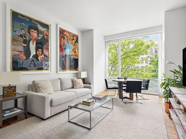 311 W Broadway #3F, New York, NY 10013