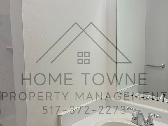 5th image of 3330 S Pennsylvania Ave APT 11
