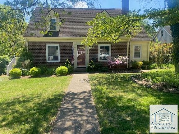 2nd image of 808 Jefferson Cir
