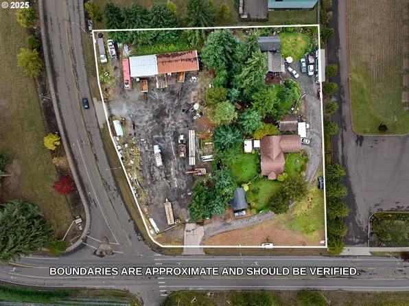 399 S Sequoia Pkwy, Canby, OR 97013