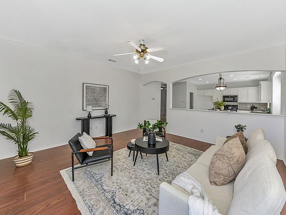 4th image of 804 Rio Bravo Dr