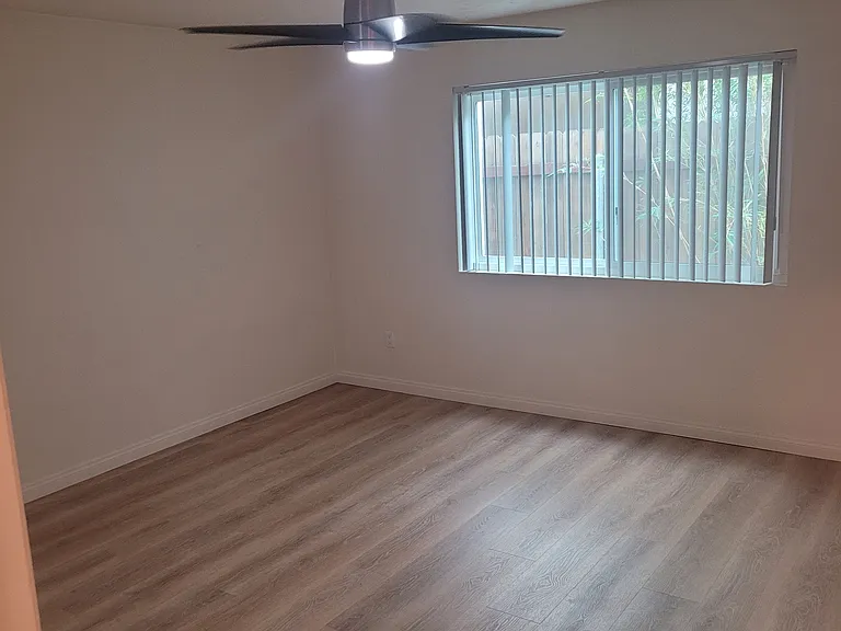 3754 Shasta St #B — Photo 4