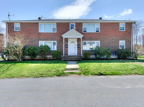 10 Vecchia St APT C, Webster, MA 01570