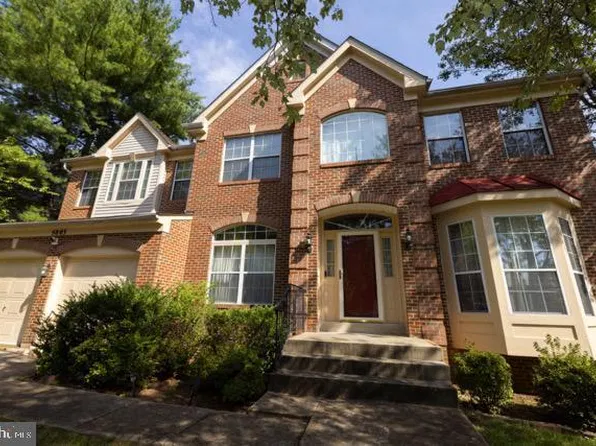 5803 Lawton Ct, Lanham, MD 20706
