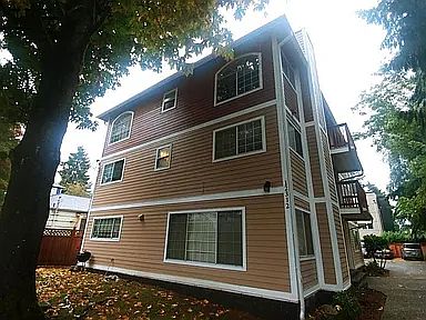 1st image of 12312 40th Ave NE #2B