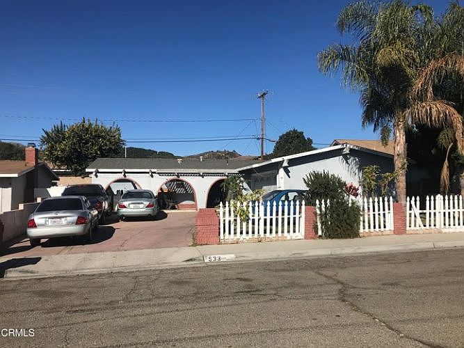 2nd image of 533 Center Ln