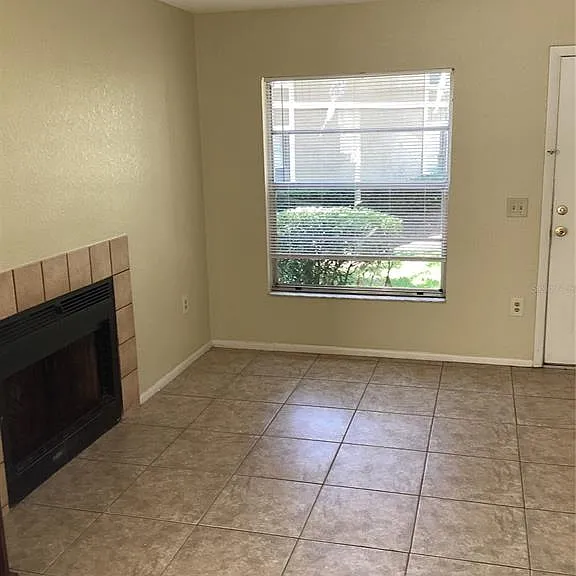 14321 Hanging Moss Cir #101 — Photo 4