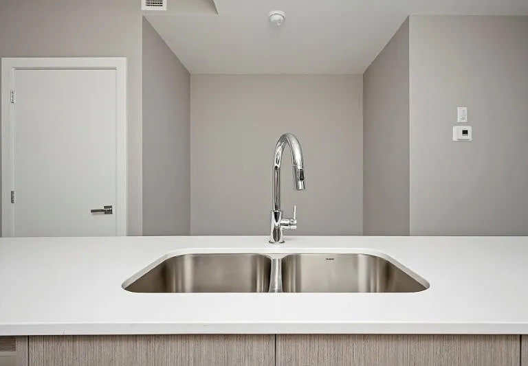 310 15th Ave SW #106 — Photo 30