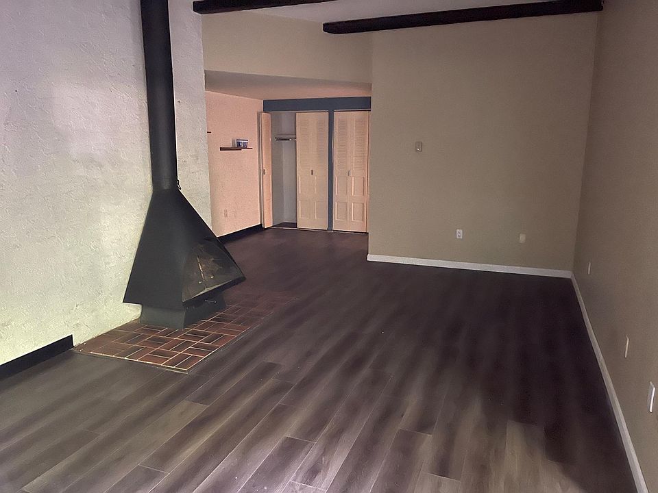 Living room with fireplace