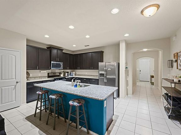 4th image of 1809 Stephen Dr