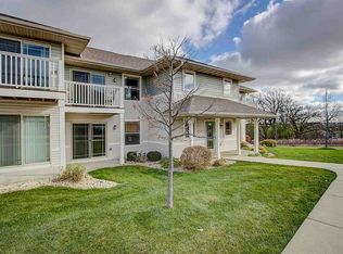 2832 Pleasant View Rd UNIT 201, Middleton, WI 53562