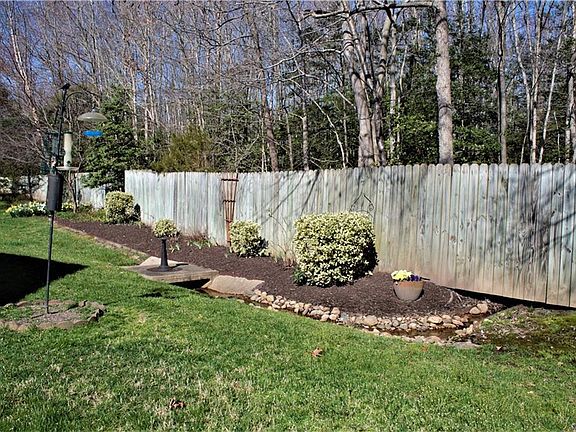5th image of 5500 Lakemere Dr