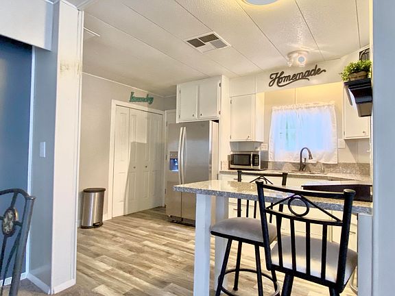 4th image of 10701 N 99th Ave #133
