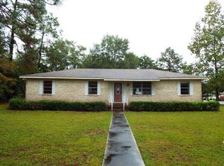 51 Cedar Ave, Blakely, GA 39823