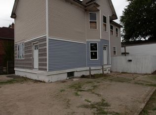 1214 E Michigan Blvd, Michigan City, IN 46360