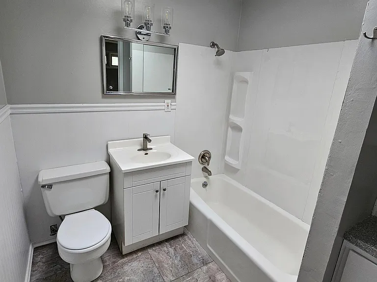 6322 E Eastwood Ave — Photo 18