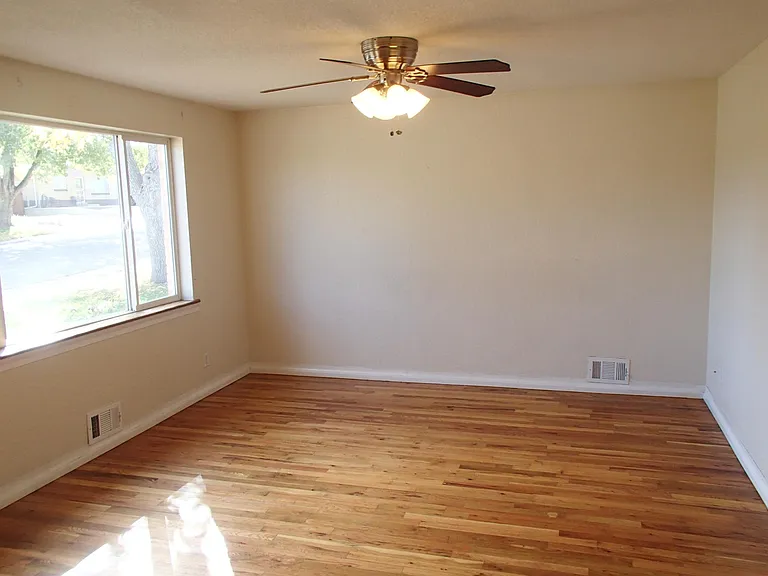 1451 S Osage St — Photo 6
