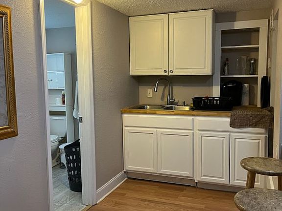 4th image of 2052 Navaho Ave #1
