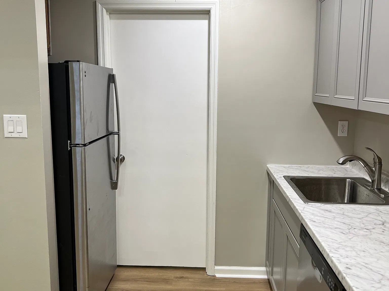 2 bed, 1.5 bath, 800 sqft, $1,200 — Photo 4