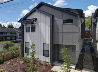 2389 SE 135th Ave #11, Portland, OR 97233