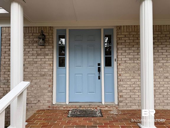 3rd image of 411 Admiral Semmes Ave