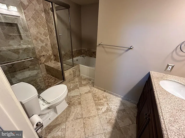 14537 Creek Branch Ct — Photo 19