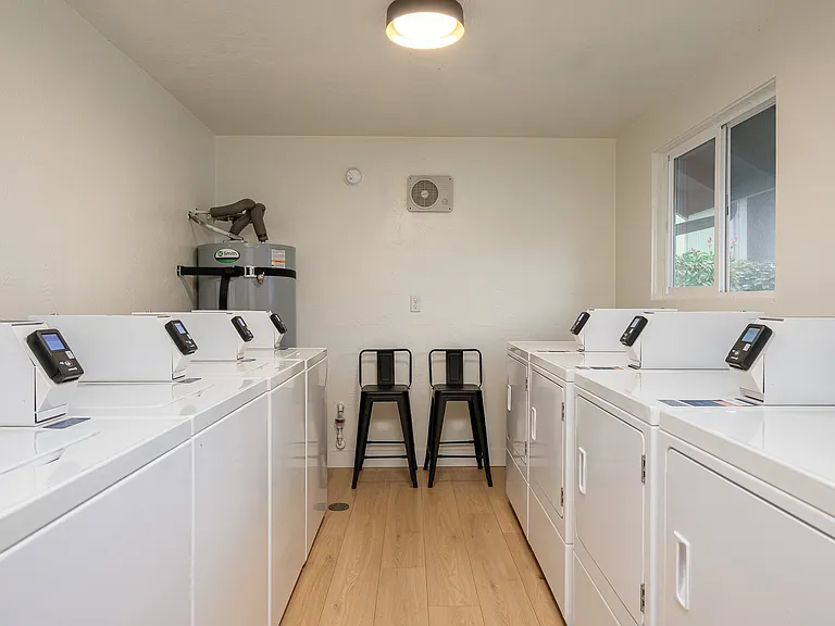 The Lindale | Laundry Facility