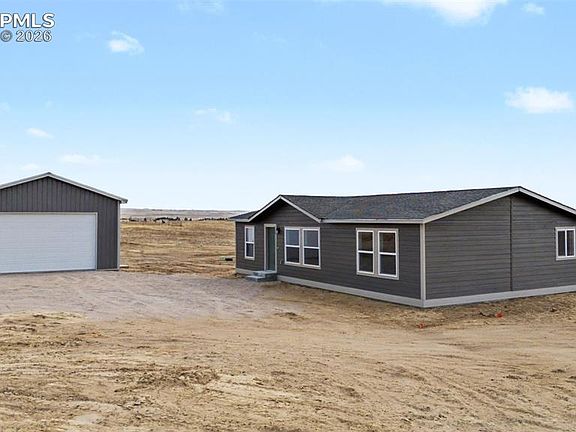 3rd image of 23055 Farmhouse Ct